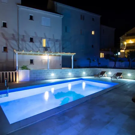 Apartamento Sara 2 Bol