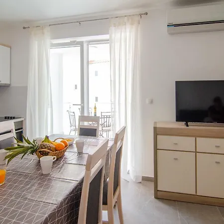 Apartamento Sara 2 Bol