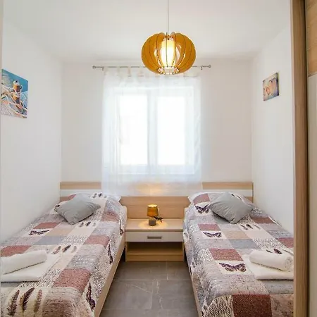 Sara 2 Apartman