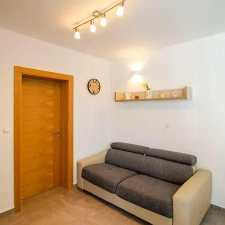 Appartement Sara 2 Bol