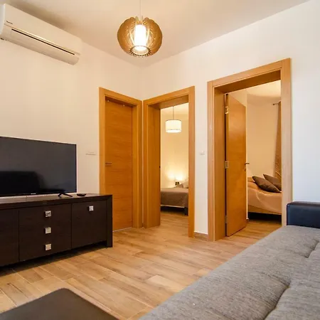 Sara 2 Appartement *