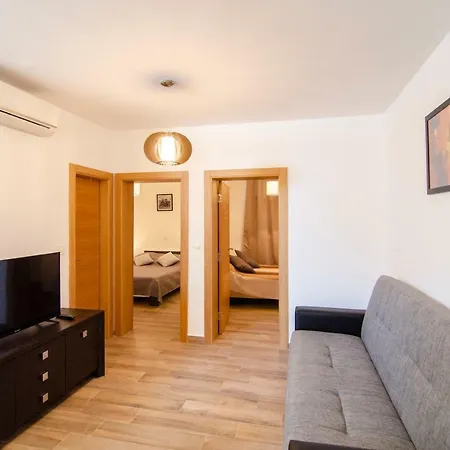 Sara 2 Appartement *