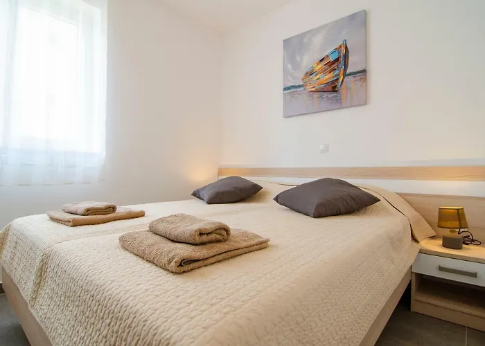 Sara 2 Апартаменты *