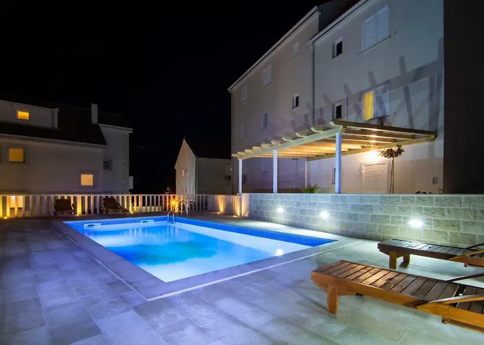 Апартаменты Sara 2 *