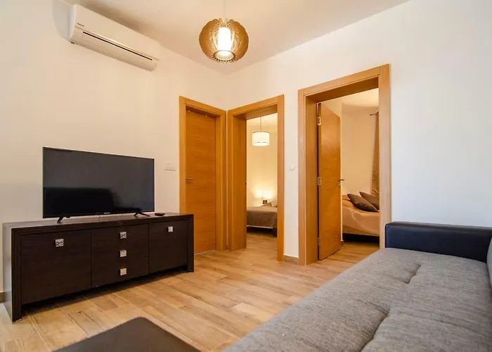 Sara 2 Апартаменты *