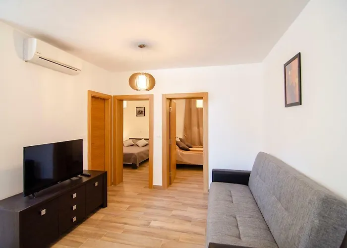 Sara 2 Апартаменты *