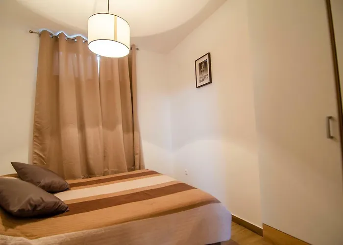 Sara 2 Апартаменты Бол