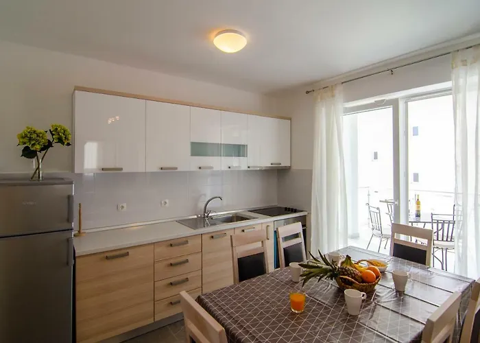 Sara 2 Апартаменты *