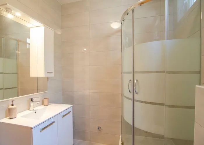 Sara 2 Апартаменты *